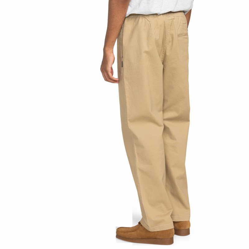 Chillin Trousers in Khaki