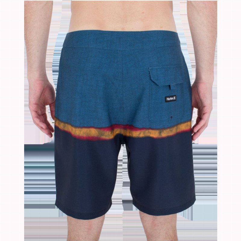 Weekender Boardshorts in Armoured Navy