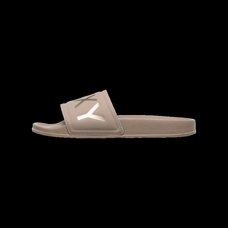 Slippy II Sliders in Taupe