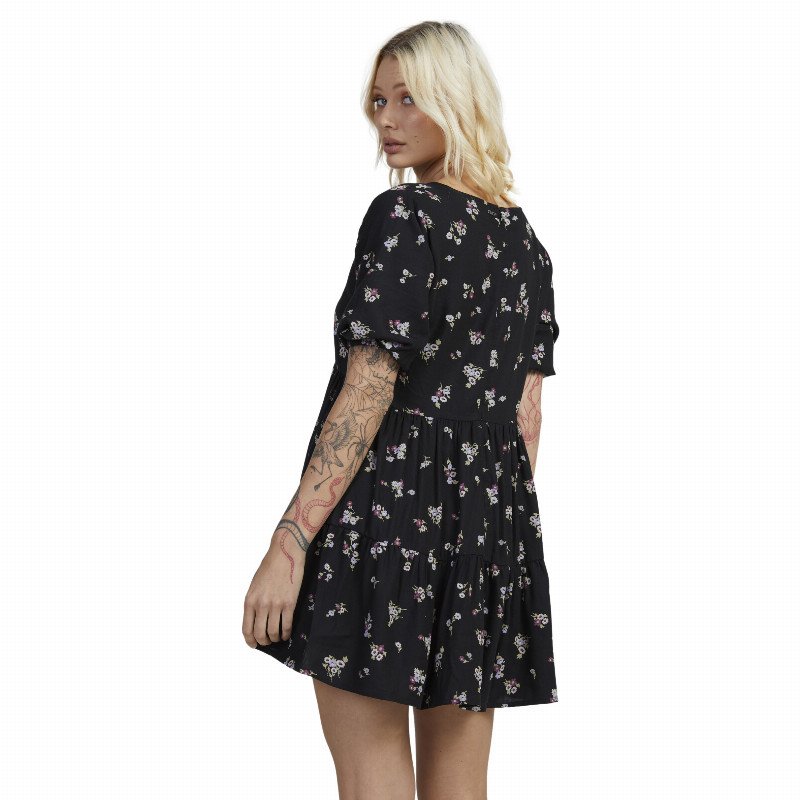 Sprinkle Vienna Dress in RVCA Black